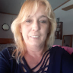 Meet your Posher, Lauraa